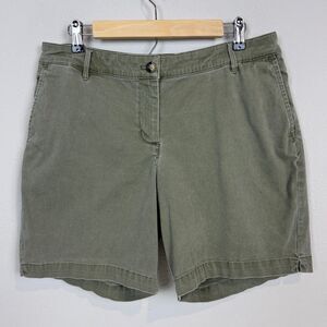 Tommy Bahama Khaki Green 7” Shorts 14